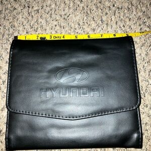 HYUNDAI LEATHER CASE FOR OWNERS MANUAL OPERATORS GUIDE USER GUIDE BRAND NEW